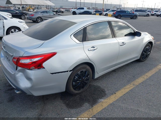 Nissan Altima 2.5 S 2017 1N4AL3AP1HN353649 Image 4