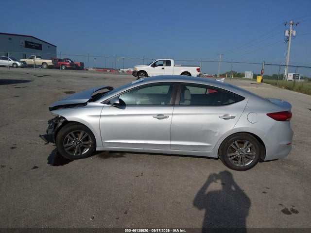 Продажа на аукционе авто 2018 Hyundai Elantra Sel, vin: 5NPD84LF5JH399820, номер лота: 46135620