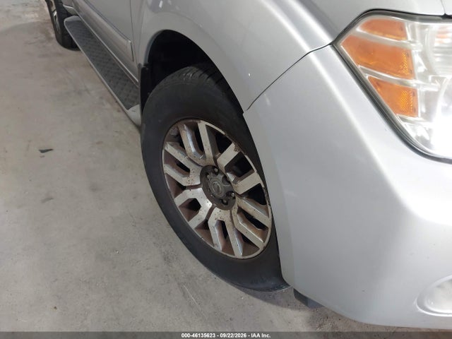 2010 Nissan Pathfinder Le მანქანა იყიდება აუქციონზე, vin: 5N1AR1NB5AC613530, აუქციონის ნომერი: 46135623