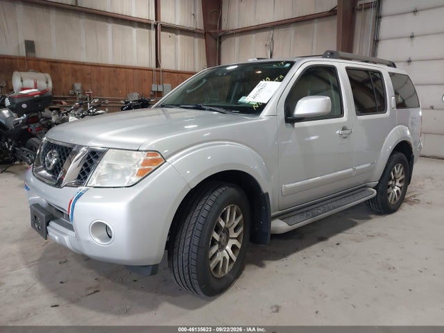 2010 Nissan Pathfinder Le მანქანა იყიდება აუქციონზე, vin: 5N1AR1NB5AC613530, აუქციონის ნომერი: 46135623