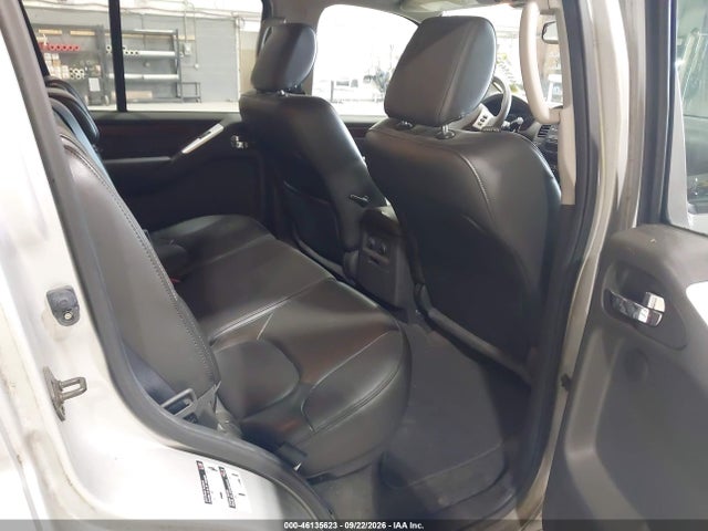 2010 Nissan Pathfinder Le მანქანა იყიდება აუქციონზე, vin: 5N1AR1NB5AC613530, აუქციონის ნომერი: 46135623