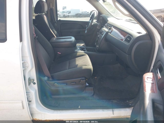 Продажа на аукционе авто 2011 Gmc Yukon Xl 1500 Sle, vin: 1GKS2HE30BR366421, номер лота: 46135624