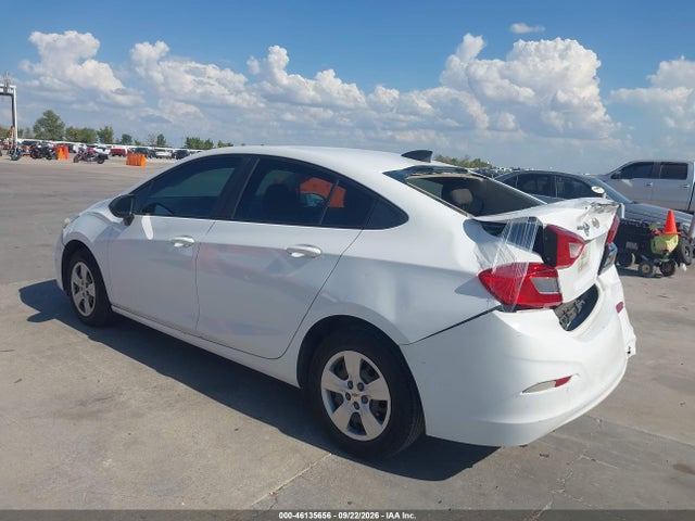 46135656 :رقم المزاد ، 1G1BC5SM9J7222776 vin ، 2018 Chevrolet Cruze Ls Auto مزاد بيع