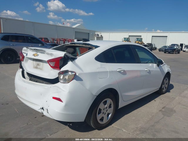 46135656 :رقم المزاد ، 1G1BC5SM9J7222776 vin ، 2018 Chevrolet Cruze Ls Auto مزاد بيع
