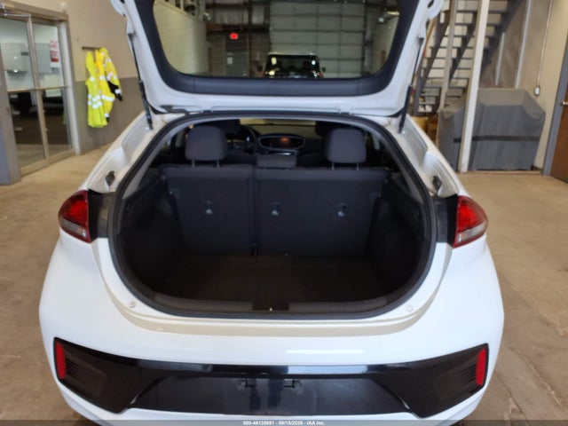 Продажа на аукционе авто 2019 Hyundai Ioniq Hybrid Blue, vin: KMHC65LC2KU160161, номер лота: 46135691