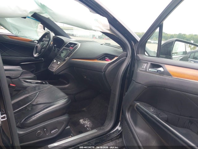 Продажа на аукционе авто 2017 Lincoln Mkc Reserve, vin: 5LMCJ3D96HUL01938, номер лота: 46135775