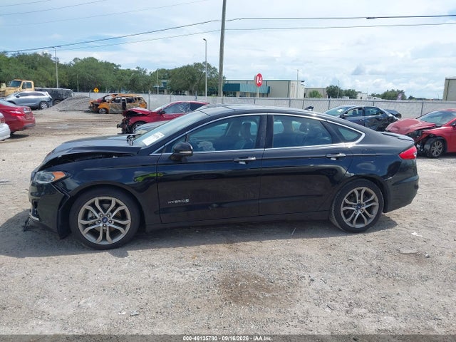 Auction sale of the 2019 Ford Fusion Hybrid Titanium, vin: 3FA6P0RU4KR120260, lot number: 46135780