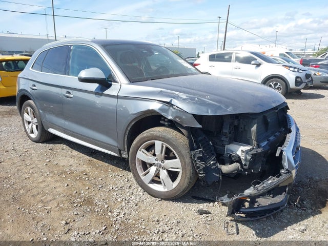 46135789 :رقم المزاد ، WA1BNBFY7J2113463 vin ، 2018 Audi Q5 2.0t Premium/2.0t Tech Premium مزاد بيع