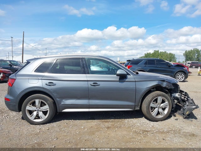 2018 Audi Q5 2.0t Premium/2.0t Tech Premium მანქანა იყიდება აუქციონზე, vin: WA1BNBFY7J2113463, აუქციონის ნომერი: 46135789
