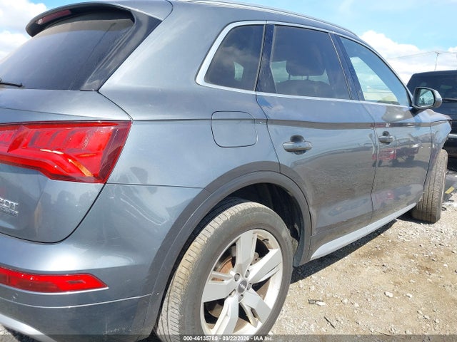 2018 Audi Q5 2.0t Premium/2.0t Tech Premium მანქანა იყიდება აუქციონზე, vin: WA1BNBFY7J2113463, აუქციონის ნომერი: 46135789