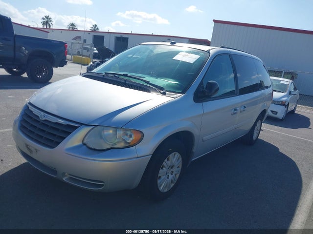 46135790 :رقم المزاد ، 2C4GP44R45R513629 vin ، 2005 Chrysler Town & Country Lx مزاد بيع