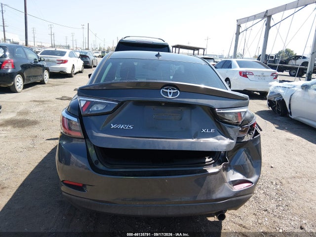 3MYDLBYV0KY521296 Toyota Yaris Xle