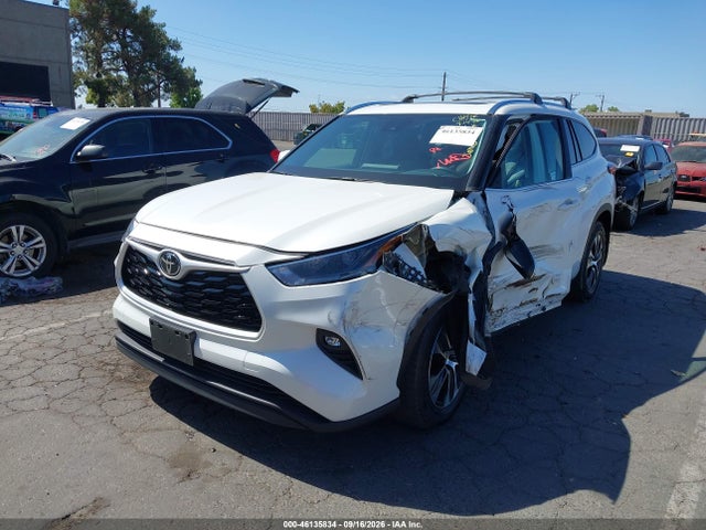 Toyota Highlander Xle 2021 5TDHZRBH4MS102677 Image 6