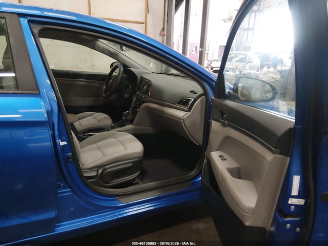 Продаж на аукціоні авто 2018 Hyundai Elantra Se, vin: KMHD74LF4JU478125, номер лоту: 46135852