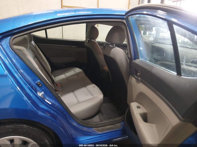 Продаж на аукціоні авто 2018 Hyundai Elantra Se, vin: KMHD74LF4JU478125, номер лоту: 46135852