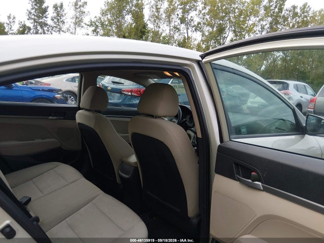 Продаж на аукціоні авто 2018 Hyundai Elantra Se, vin: 5NPD74LF4JH278053, номер лоту: 46135919