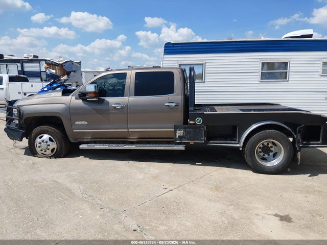 46135924 :رقم المزاد ، 1GC4K1E87FF553993 vin ، 2015 Chevrolet Silverado 3500hd High Country مزاد بيع
