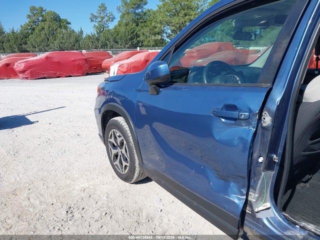 2021 Subaru Forester Premium მანქანა იყიდება აუქციონზე, vin: JF2SKAJCXMH588807, აუქციონის ნომერი: 46135948
