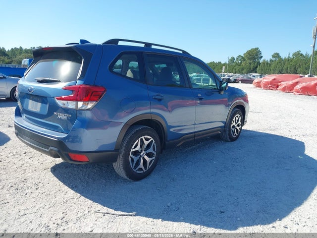 2021 Subaru Forester Premium მანქანა იყიდება აუქციონზე, vin: JF2SKAJCXMH588807, აუქციონის ნომერი: 46135948