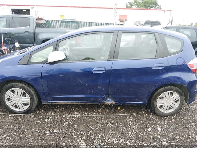 Продажа на аукционе авто 2013 Honda Fit, vin: JHMGE8G30DC014109, номер лота: 46136000