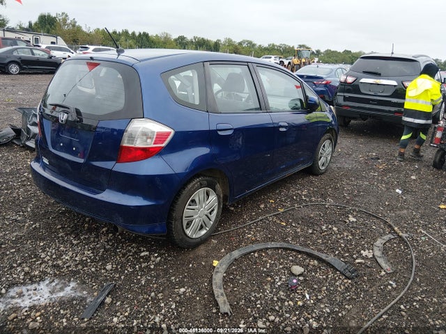 Продажа на аукционе авто 2013 Honda Fit, vin: JHMGE8G30DC014109, номер лота: 46136000