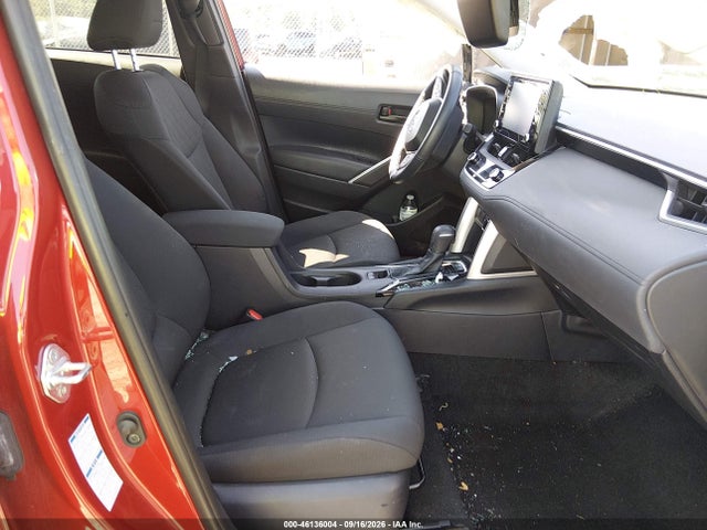 2022 Toyota Corolla Cross Le მანქანა იყიდება აუქციონზე, vin: 7MUCAABG0NV002075, აუქციონის ნომერი: 46136004