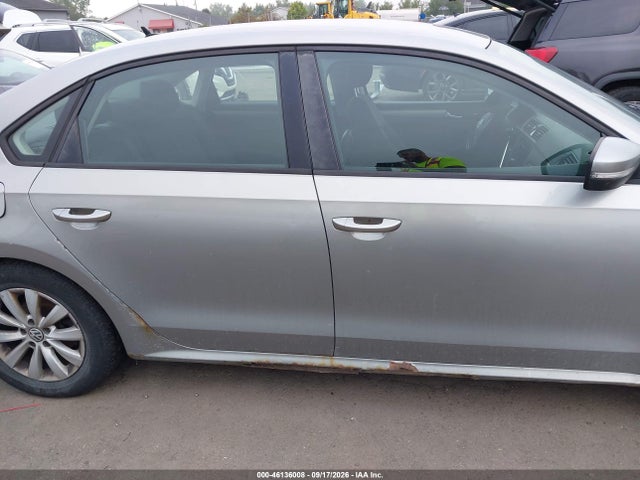 Продажа на аукционе авто 2013 Volkswagen Passat 2.5l S, vin: 1VWAP7A38DC062703, номер лота: 46136008