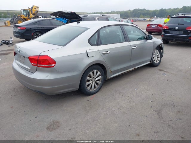 Продажа на аукционе авто 2013 Volkswagen Passat 2.5l S, vin: 1VWAP7A38DC062703, номер лота: 46136008