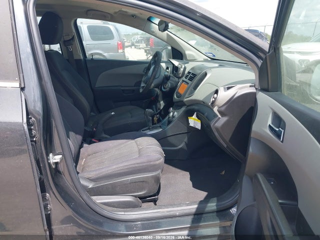 Chevrolet Sonic Lt Auto 2014 1G1JC5SB8E4119026 Image 5