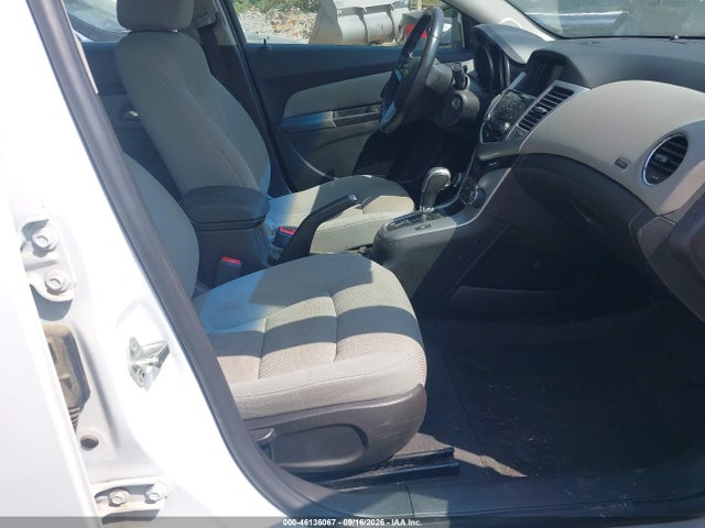 46136067 :رقم المزاد ، 1G1PC5SB3E7295992 vin ، 2014 Chevrolet Cruze 1lt Auto مزاد بيع