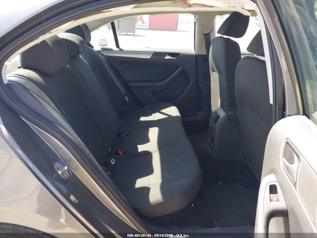 46136140 :رقم المزاد ، 3VWD67AJ9GM406394 vin ، 2016 Volkswagen Jetta 1.4t Se مزاد بيع