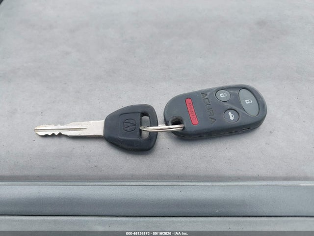 46136173 :رقم المزاد ، 19UUA5649XA001904 vin ، 1999 Acura Tl 3.2 مزاد بيع