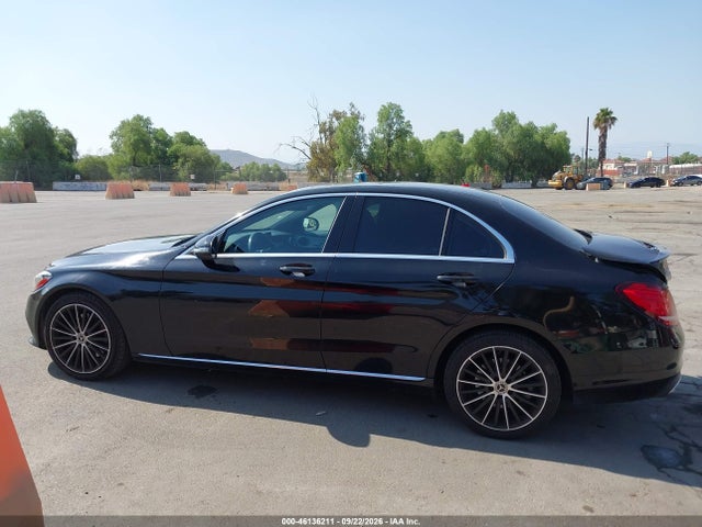 55SWF8DB6KU288841 Mercedes-Benz C 300