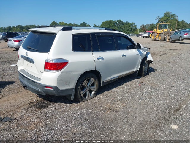 46136221 :رقم المزاد ، 5TDDK3EH5BS071870 vin ، 2011 Toyota Highlander Limited V6 مزاد بيع