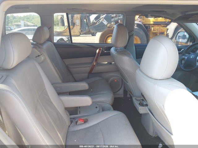 46136221 :رقم المزاد ، 5TDDK3EH5BS071870 vin ، 2011 Toyota Highlander Limited V6 مزاد بيع
