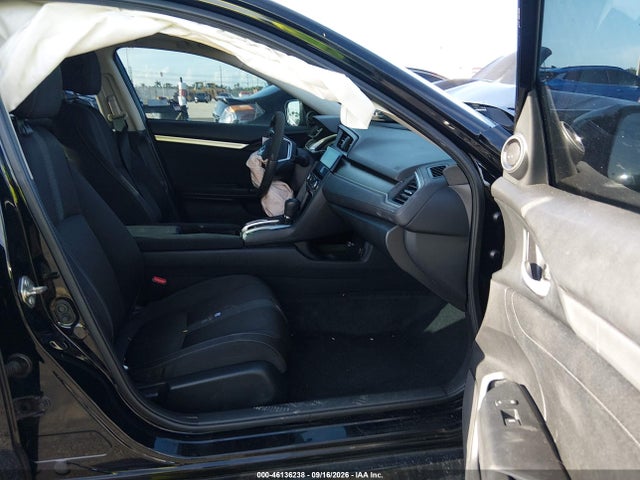46136238 :رقم المزاد ، 19XFC1F34GE034663 vin ، 2016 Honda Civic Ex-t مزاد بيع