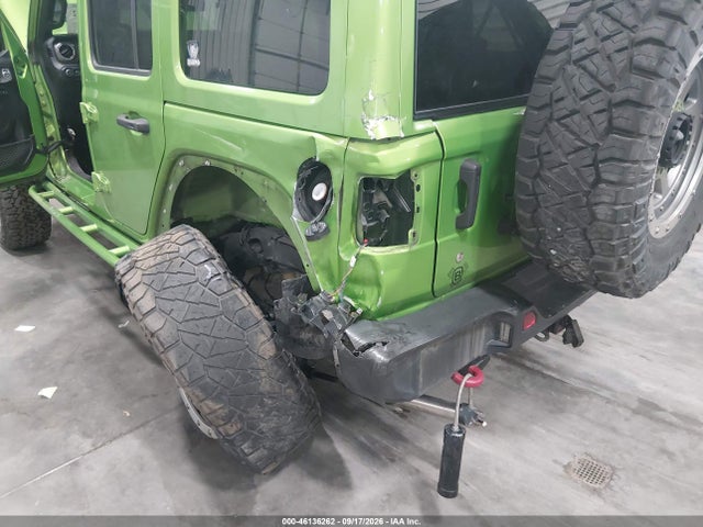 1C4HJXFG8JW242112 Jeep Wrangler Unlimited Rubicon 4x4