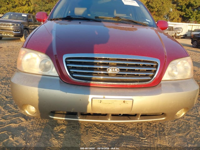 46136281 :رقم المزاد ، KNDUP131826305365 vin ، 2002 Kia Sedona Ex/lx مزاد بيع