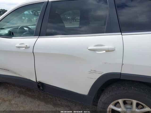 46136308 :رقم المزاد ، 1C4PJMCB3EW107290 vin ، 2014 Jeep Cherokee Latitude مزاد بيع