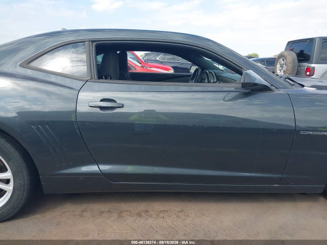 46136374 :رقم المزاد ، 2G1FB1E3XF9299159 vin ، 2015 Chevrolet Camaro 2ls مزاد بيع