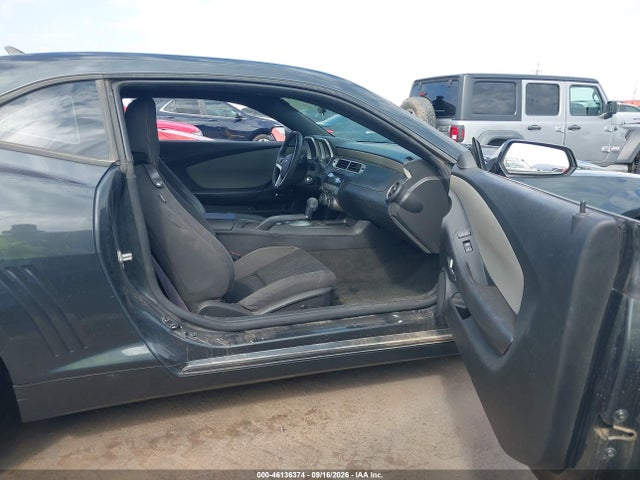 46136374 :رقم المزاد ، 2G1FB1E3XF9299159 vin ، 2015 Chevrolet Camaro 2ls مزاد بيع