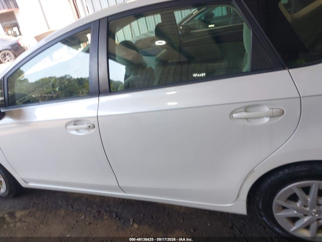 Auction sale of the 2014 Toyota Prius V Two, vin: JTDZN3EU2E3302417, lot number: 46136425