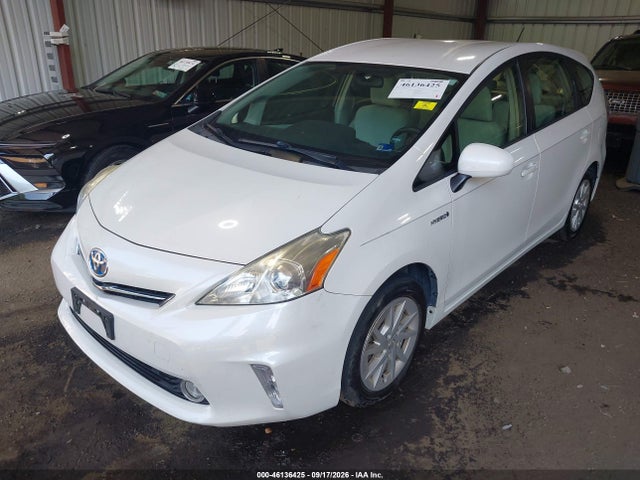 Auction sale of the 2014 Toyota Prius V Two, vin: JTDZN3EU2E3302417, lot number: 46136425