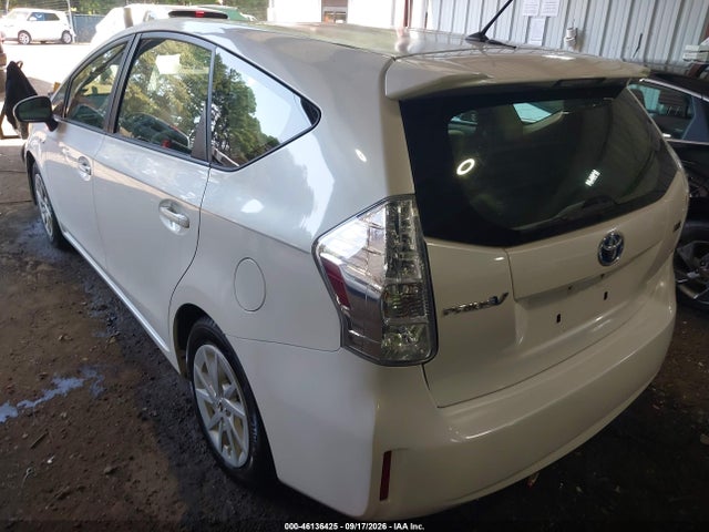 Auction sale of the 2014 Toyota Prius V Two, vin: JTDZN3EU2E3302417, lot number: 46136425