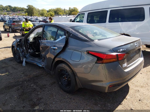 Продажа на аукционе авто 2022 Nissan Altima S Fwd, vin: 1N4BL4BV2NN343702, номер лота: 46136451