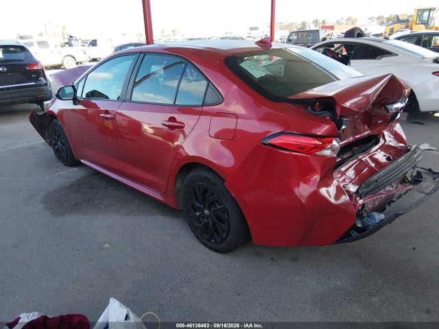 Toyota COROLLA LE 2021 5YFEPMAE1MP218379 Image 3