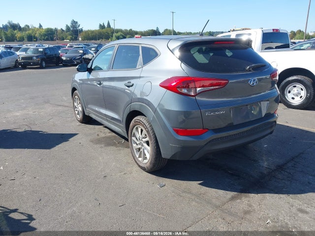 Hyundai TUCSON SE 2017 KM8J23A43HU548463 Image 3