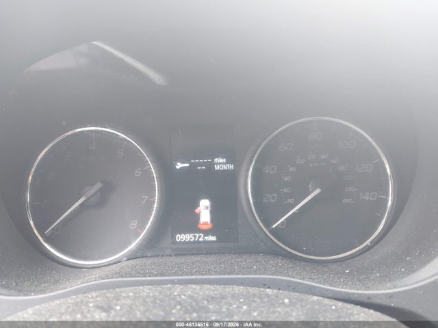 46136516 :رقم المزاد ، JA4AZ3A33JJ000682 vin ، 2018 Mitsubishi Outlander Es مزاد بيع
