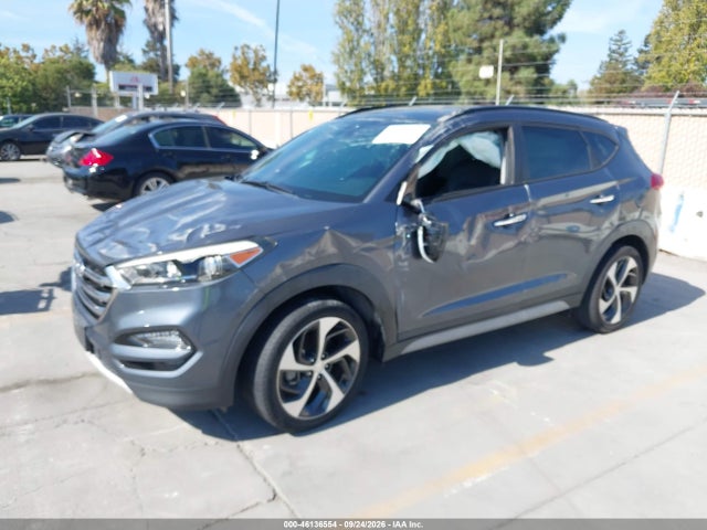 Hyundai Tucson Limited 2017 KM8J33A23HU377208 Image 2