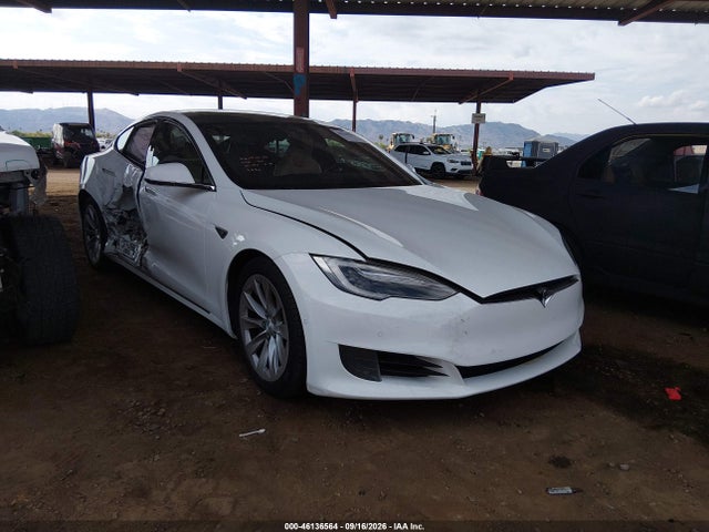 2016 Tesla Model S 60d/70d/75d/85d/90d მანქანა იყიდება აუქციონზე, vin: 5YJSA1E21GF149230, აუქციონის ნომერი: 46136564
